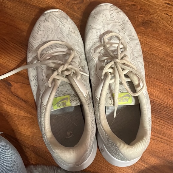 Women’s running shoes - Picture 2 of 4